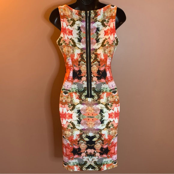Maggy London Floral Dress - Picture 5 of 6